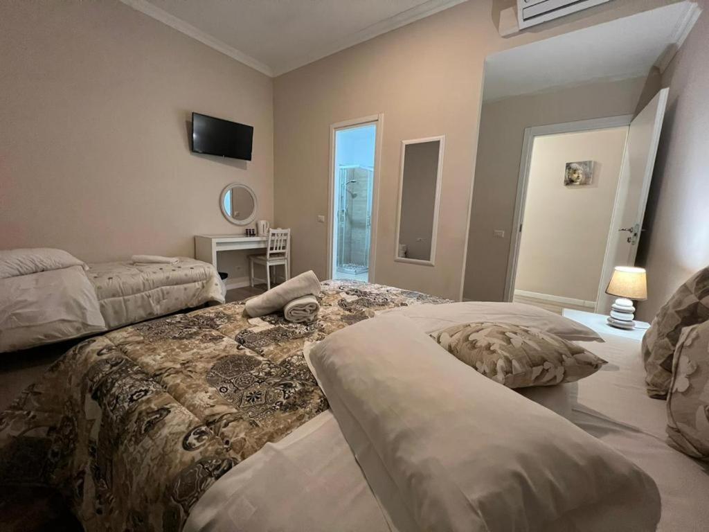 Hello Home Guesthouse Rome Bagian luar foto