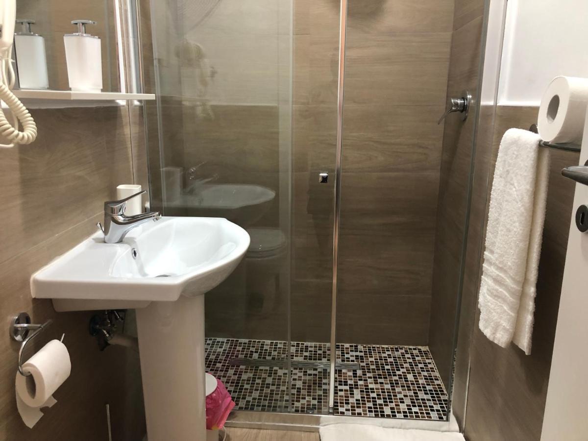 Hello Home Guesthouse Rome Bagian luar foto